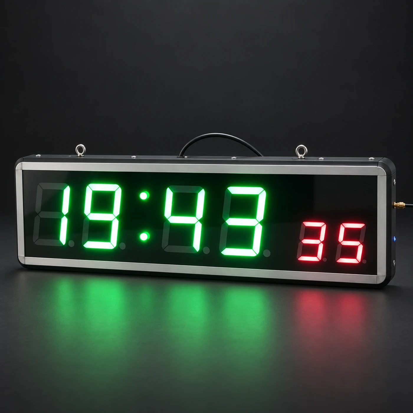 4-inch GPS clock · compact seconds